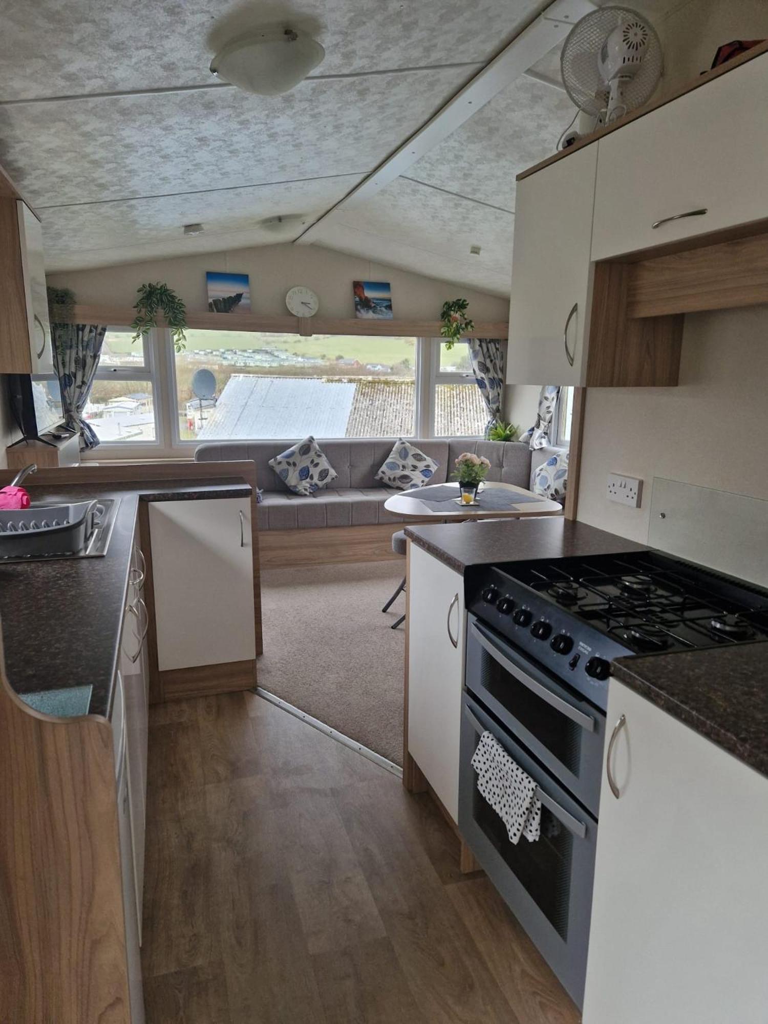 Stunning Sea Viev 2 Bed Staticcaravan In Clarach Bay 2021 Model